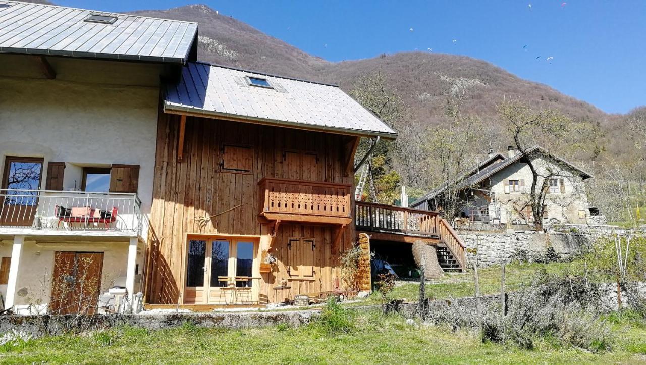 Bed and Breakfast La Gravinette Cruet Zewnętrze zdjęcie